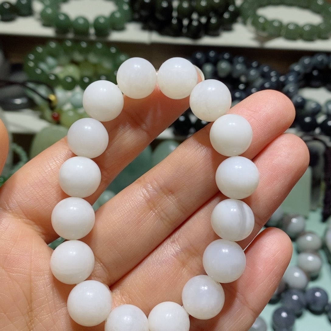 和田玉手链未镶嵌