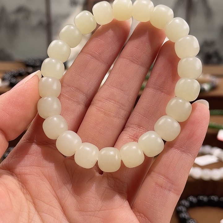 和田玉未镶嵌手链