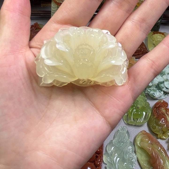 蛇纹石玉吊坠(赠链)未镶嵌A*L