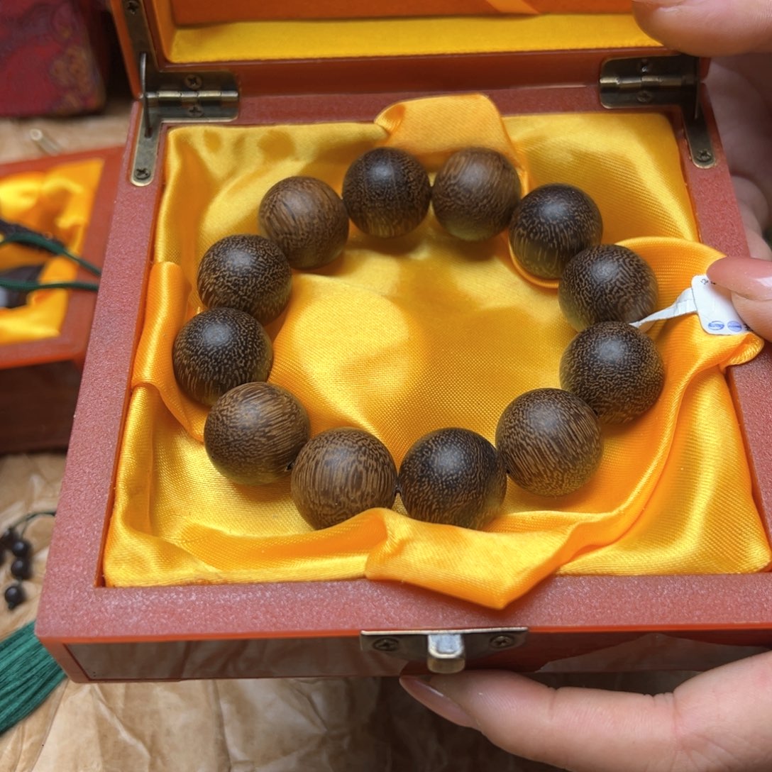 滴血莲花菩提吊坠