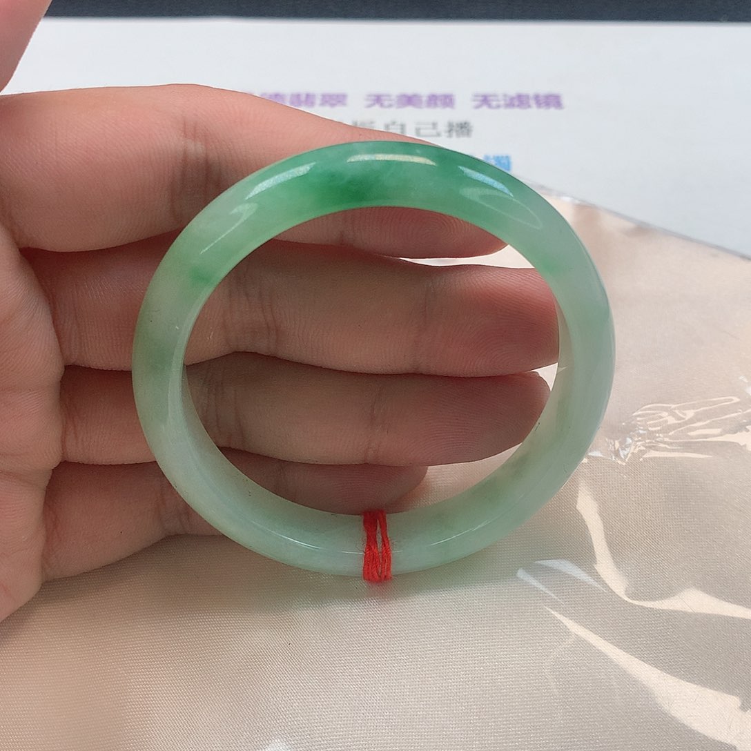 翡翠手镯未镶嵌266号