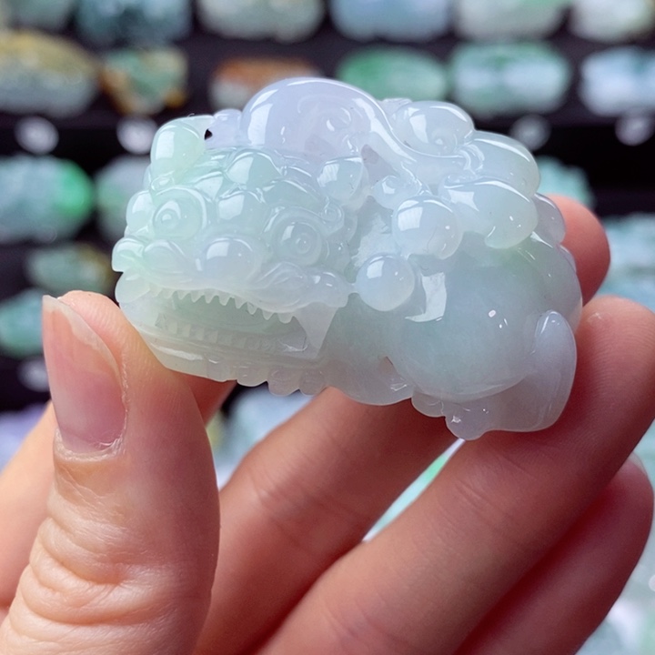 翡翠颈饰未镶嵌天然