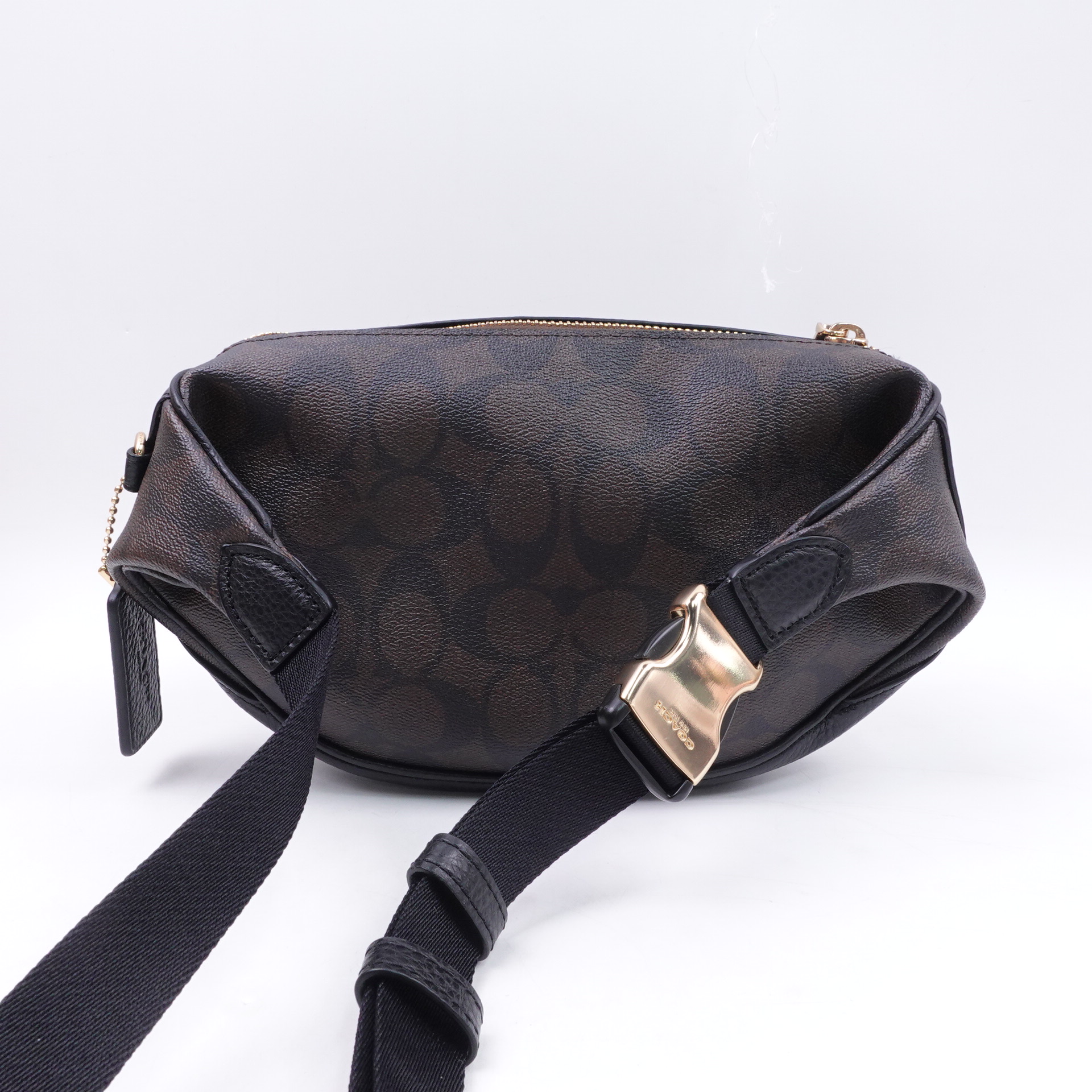 95新 COACH/蔻驰 胸包/T10155819