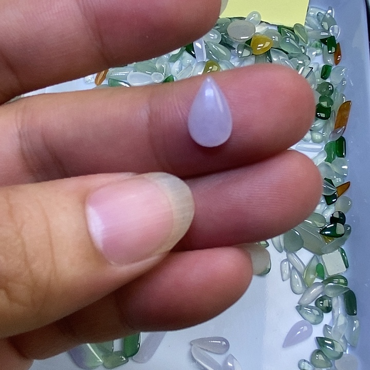 欧****散珠翡翠翡翠水滴