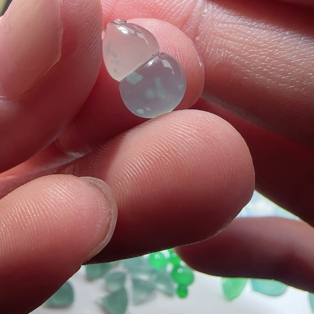 定制翡翠未镶嵌天然翡翠葫芦