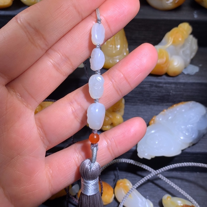 和田玉颈饰未镶嵌