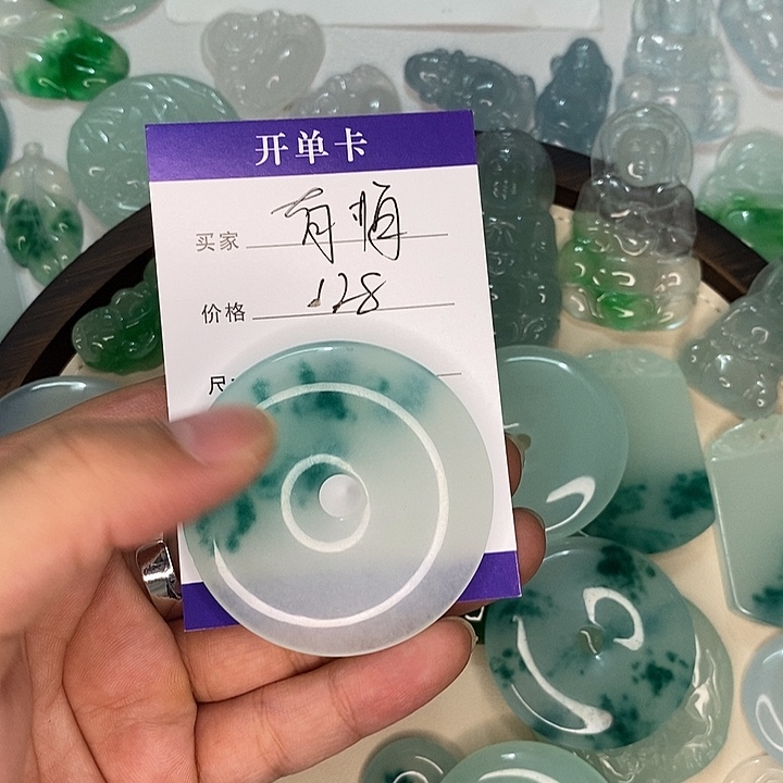 无非金属有*时尚首饰吊坠直播间拍一发一