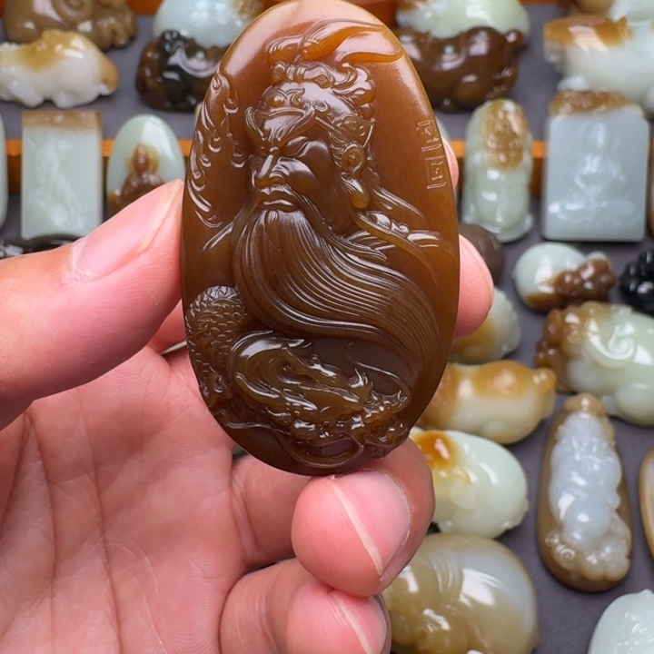 和田玉（糖玉）颈饰未镶嵌?***风