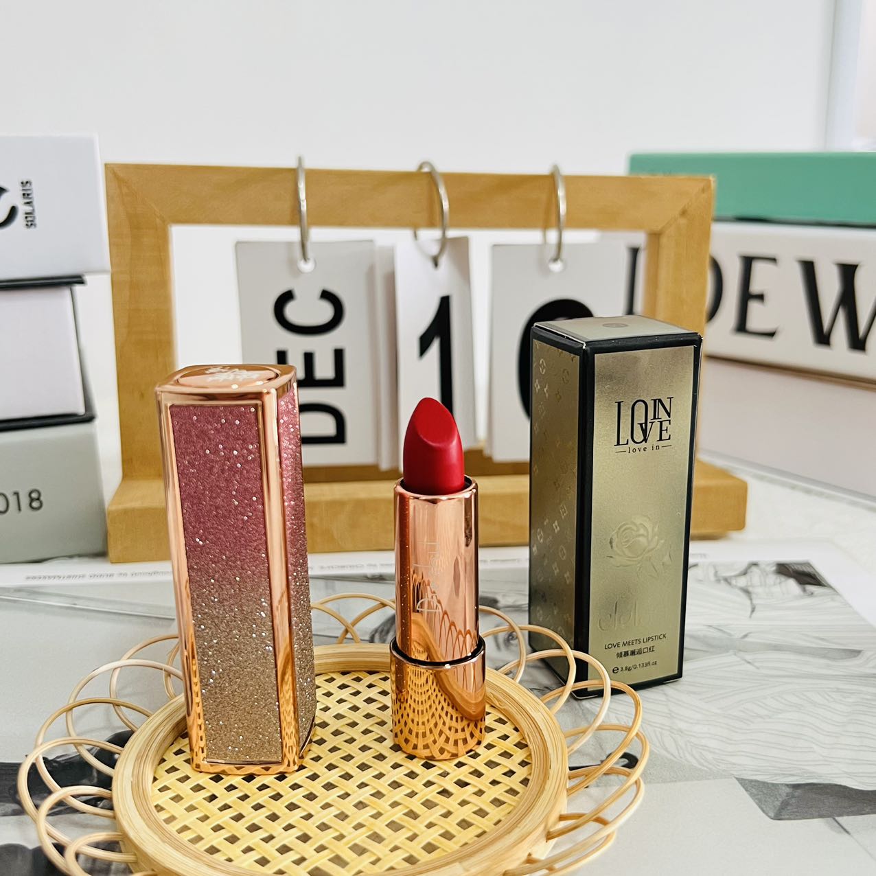  Elefad 炫亮魅力口红(彩) 倾慕邂逅显白经典复古红色