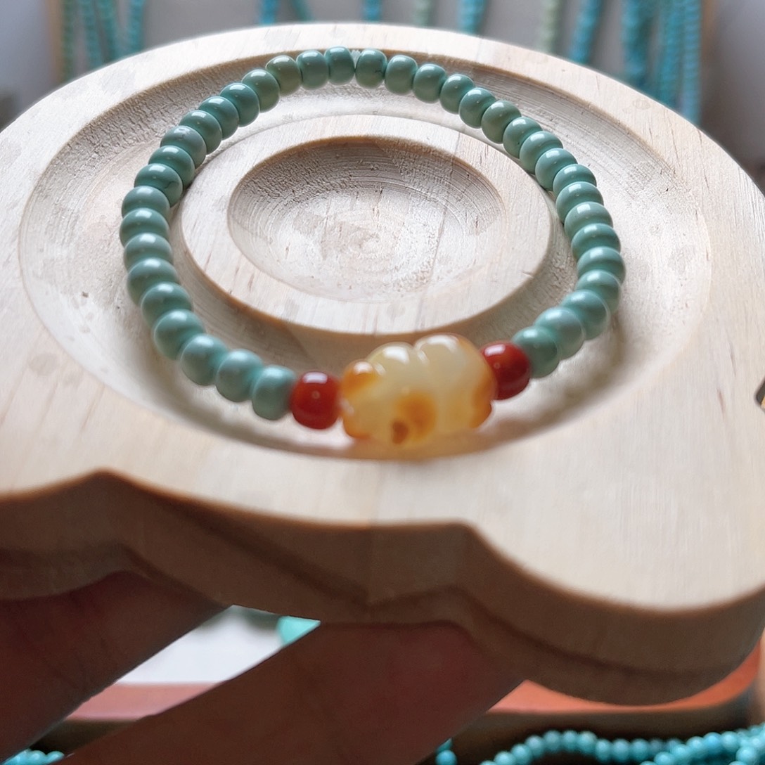 绿松石手串未镶嵌