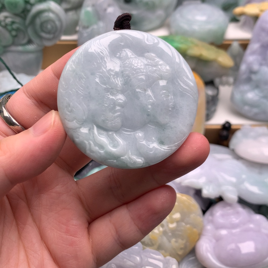 吊坠(不含链)未镶嵌翡翠