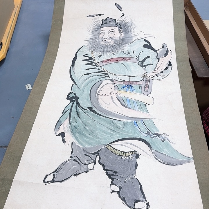 绘画小****员哈哈。                