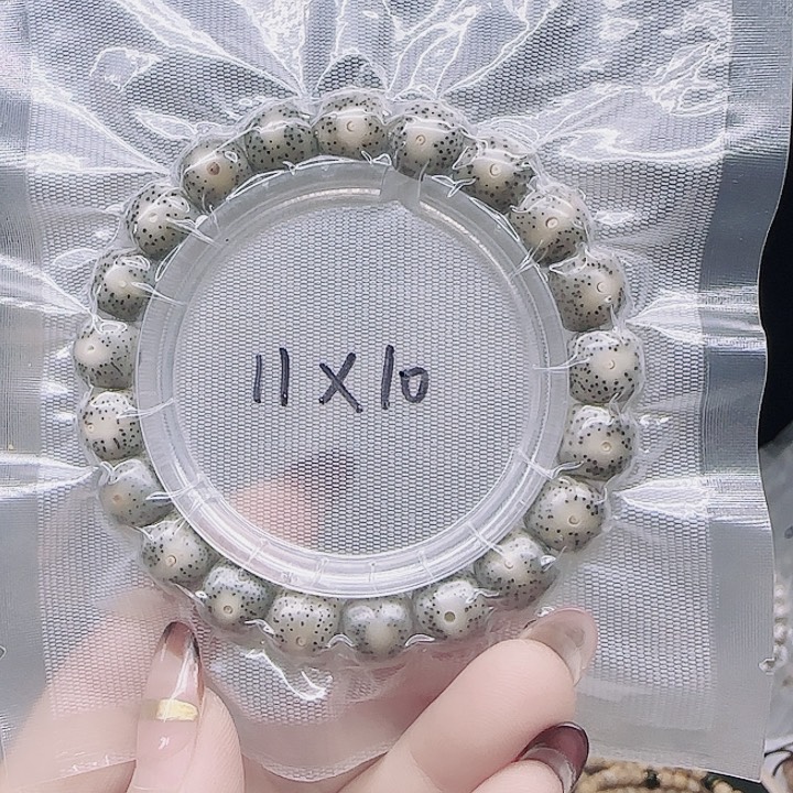 梁***李吊坠星月菩提11/10月留白