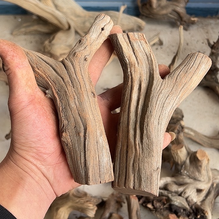 大叶紫檀（黑酸枝木类）真*