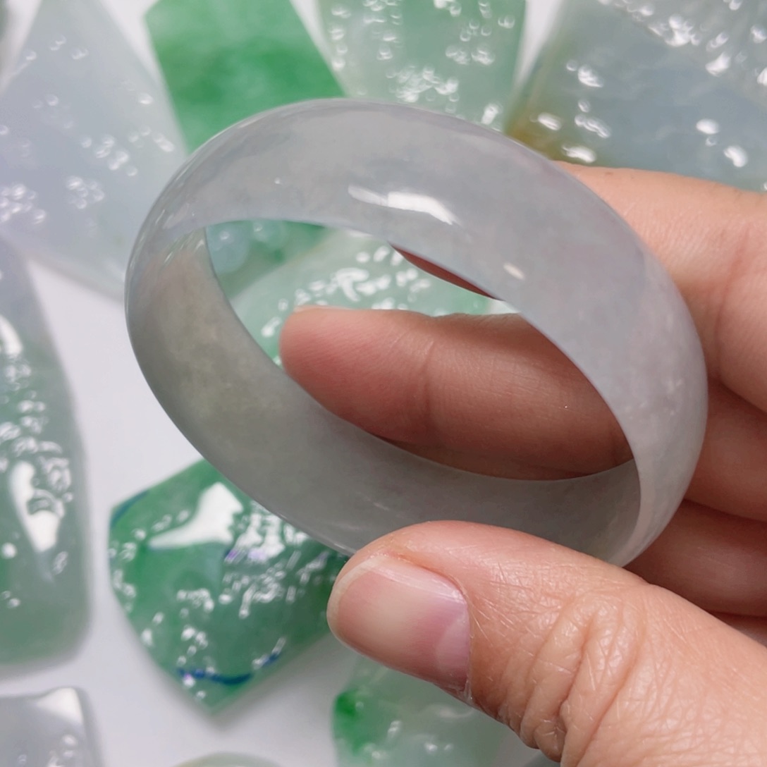 定制翡翠未镶嵌随行