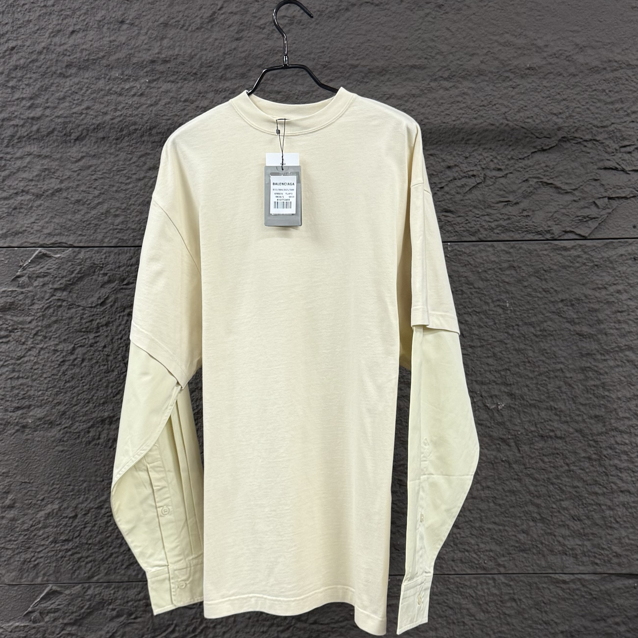 未使用 Balenciaga/巴黎世家 假两件拼接长袖米色情侣款