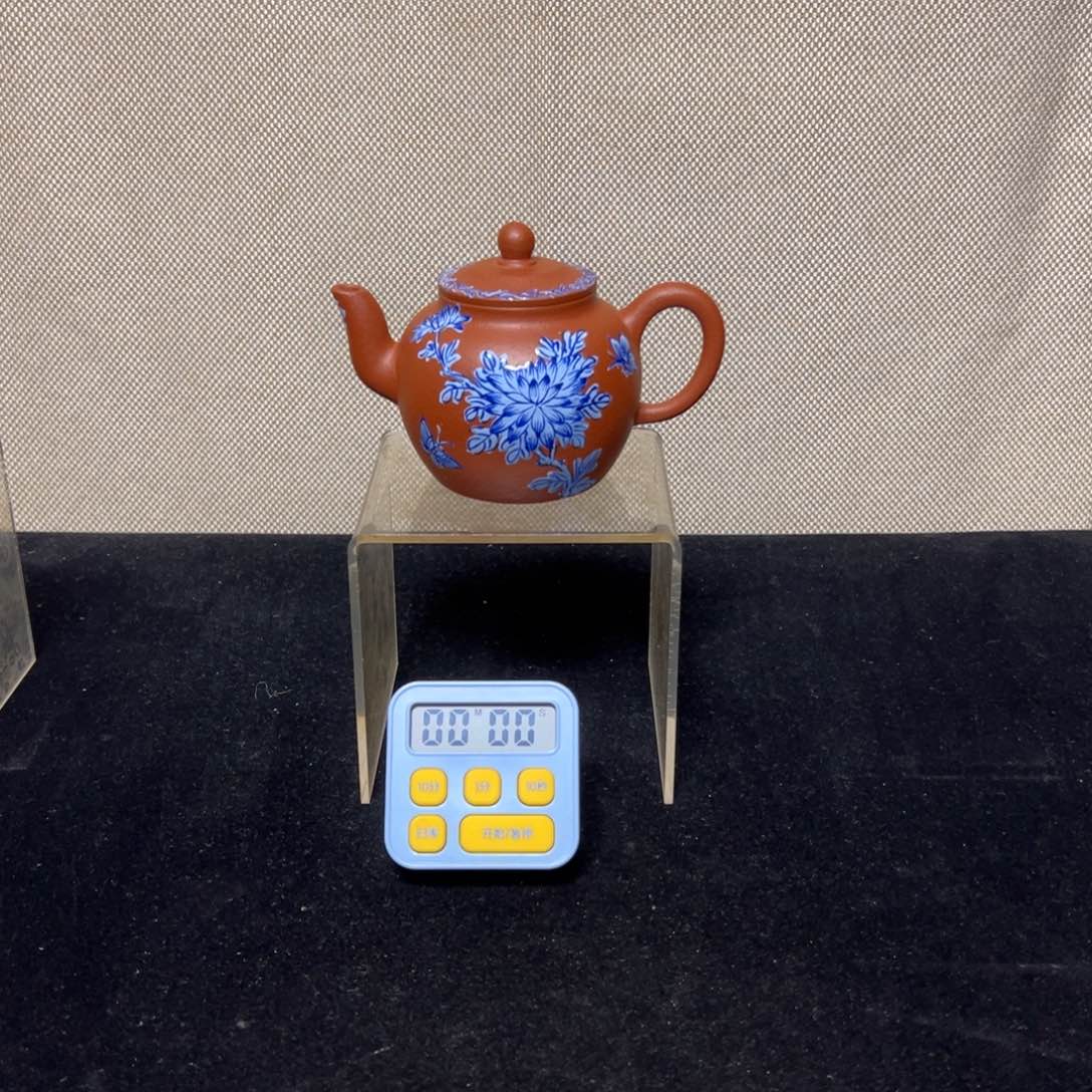 紫砂茶壶“****”220c c 779999