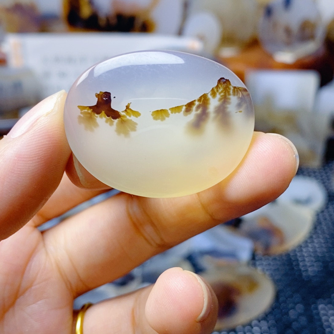 玛瑙/玉髓未镶嵌珠宝奇石