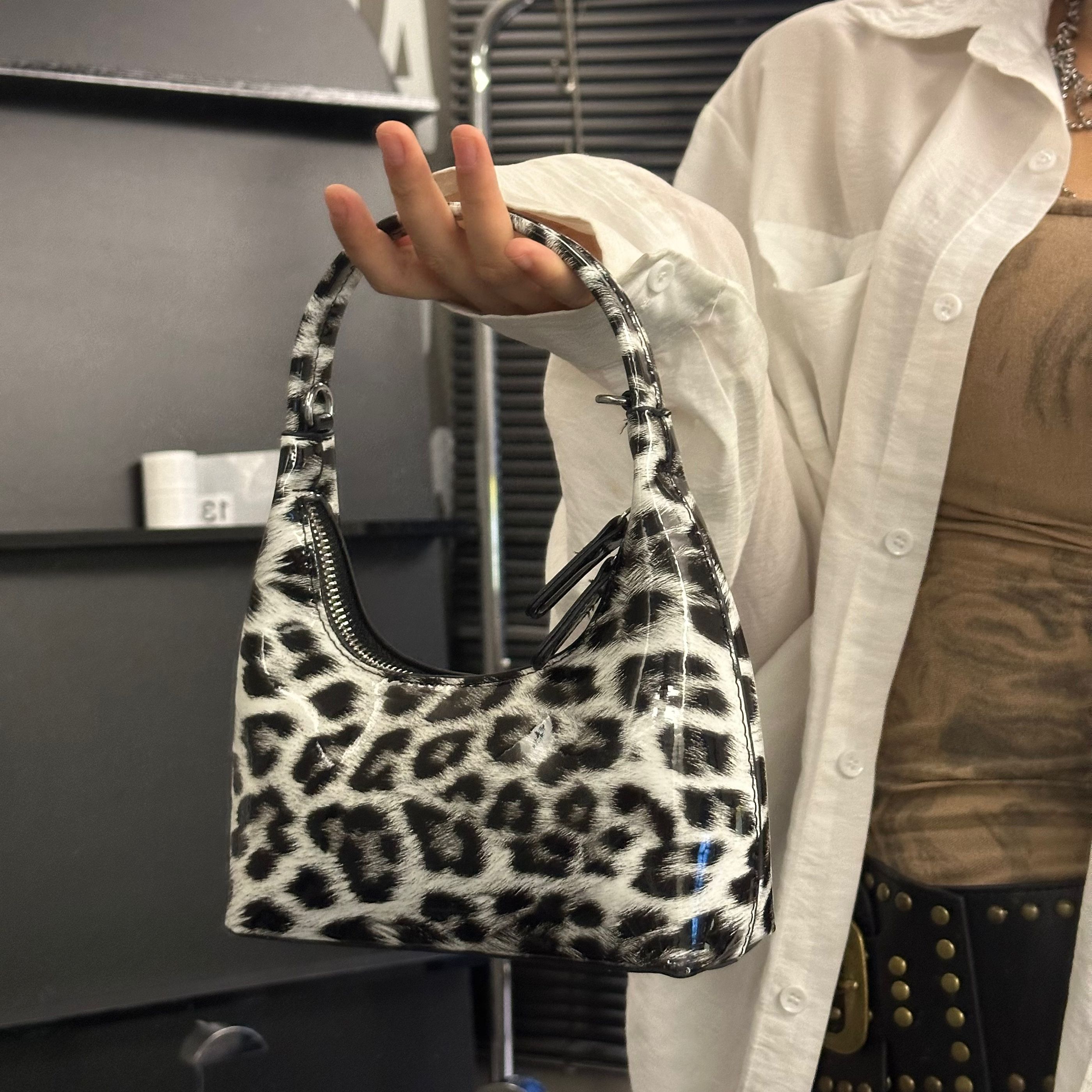 2025夏季新款个性豹纹辣妹小众手提包链条可单肩斜挎