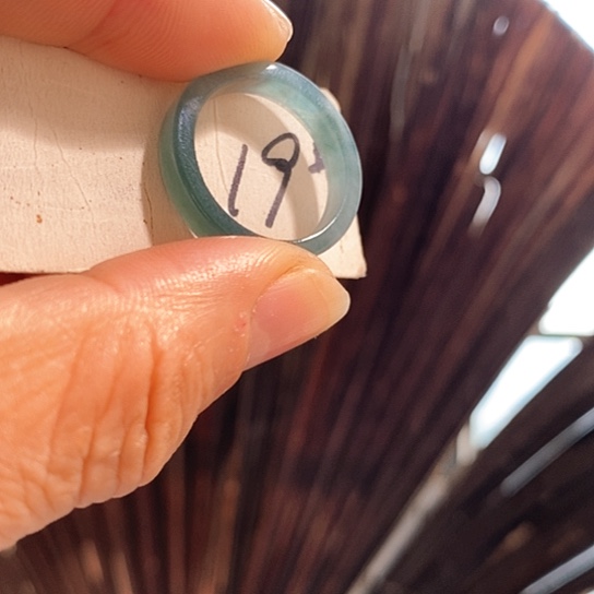 翡翠未镶嵌颈饰W try up poto