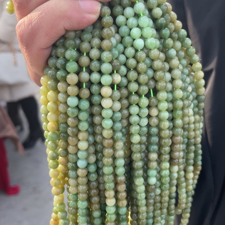 和田玉未镶嵌颈饰多样性发货，发其一