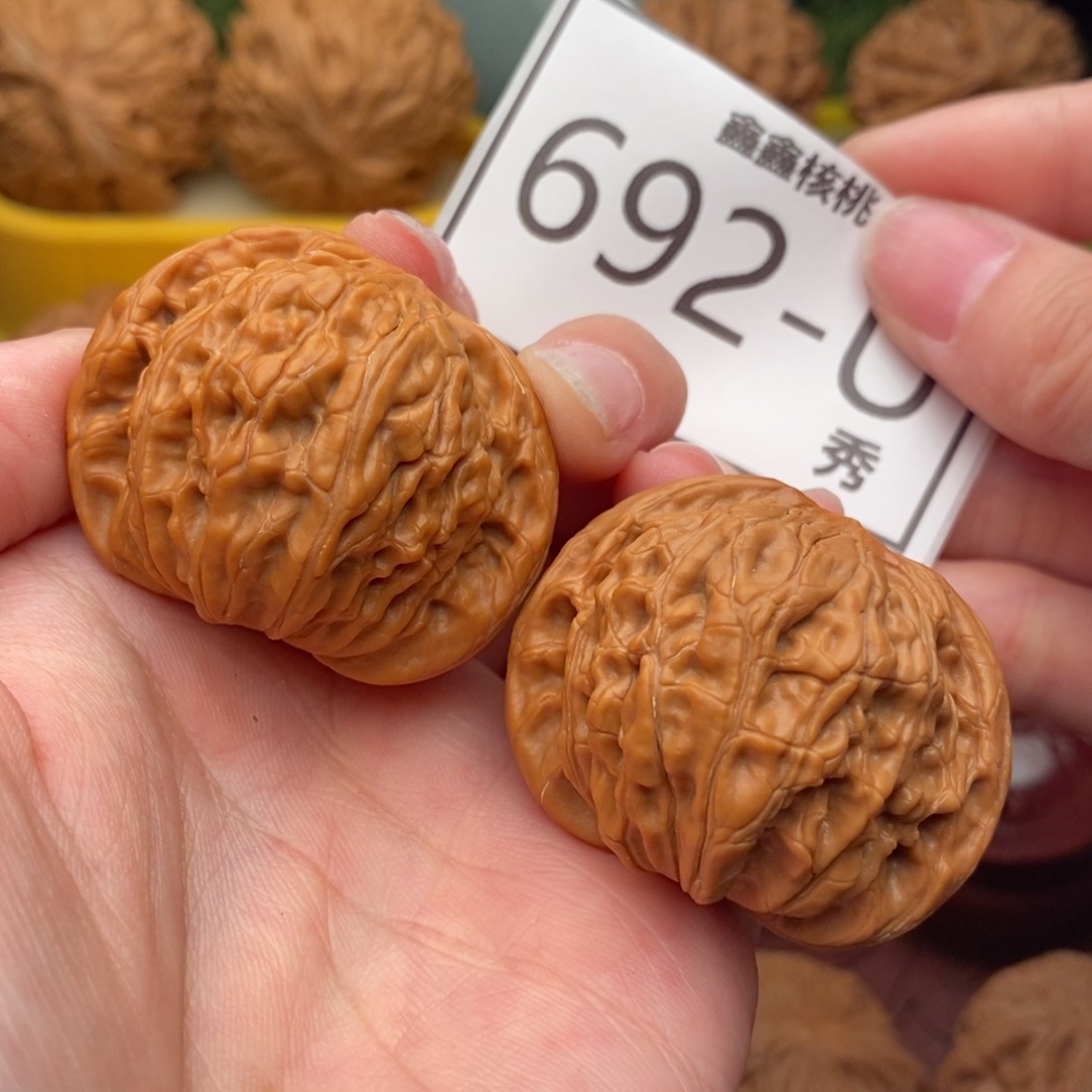 文玩核桃把件正磨40