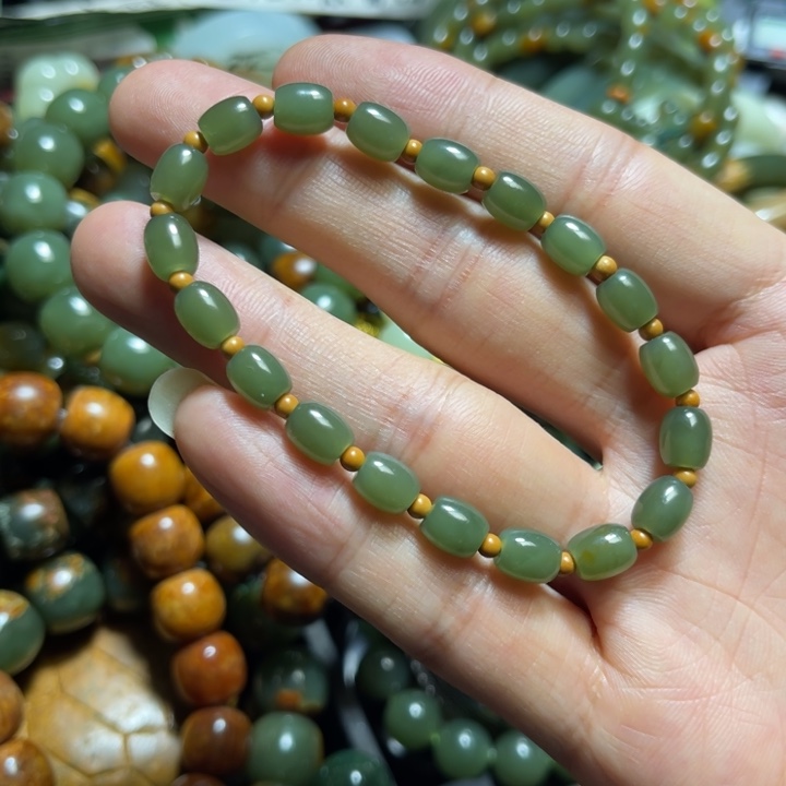 和田玉未镶嵌手链