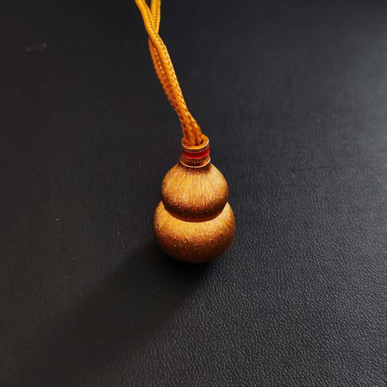 非金属珐琅吊坠 轻奢气质时尚百搭简约精致吊坠 ZJD2161877
