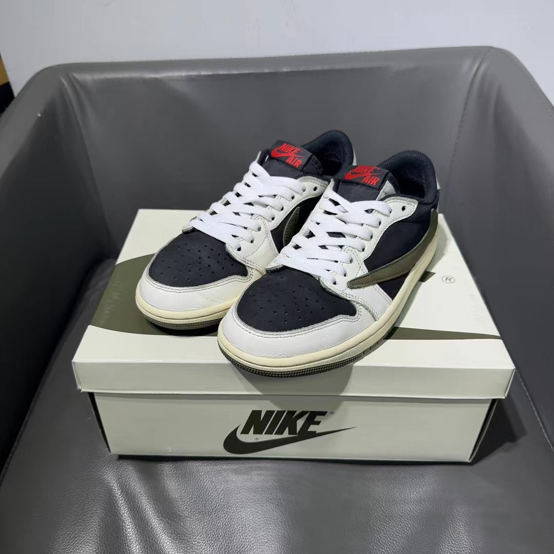 95新 AIR JORDAN 37.5码  95新原盒  倒钩5.0橄榄绿 板鞋