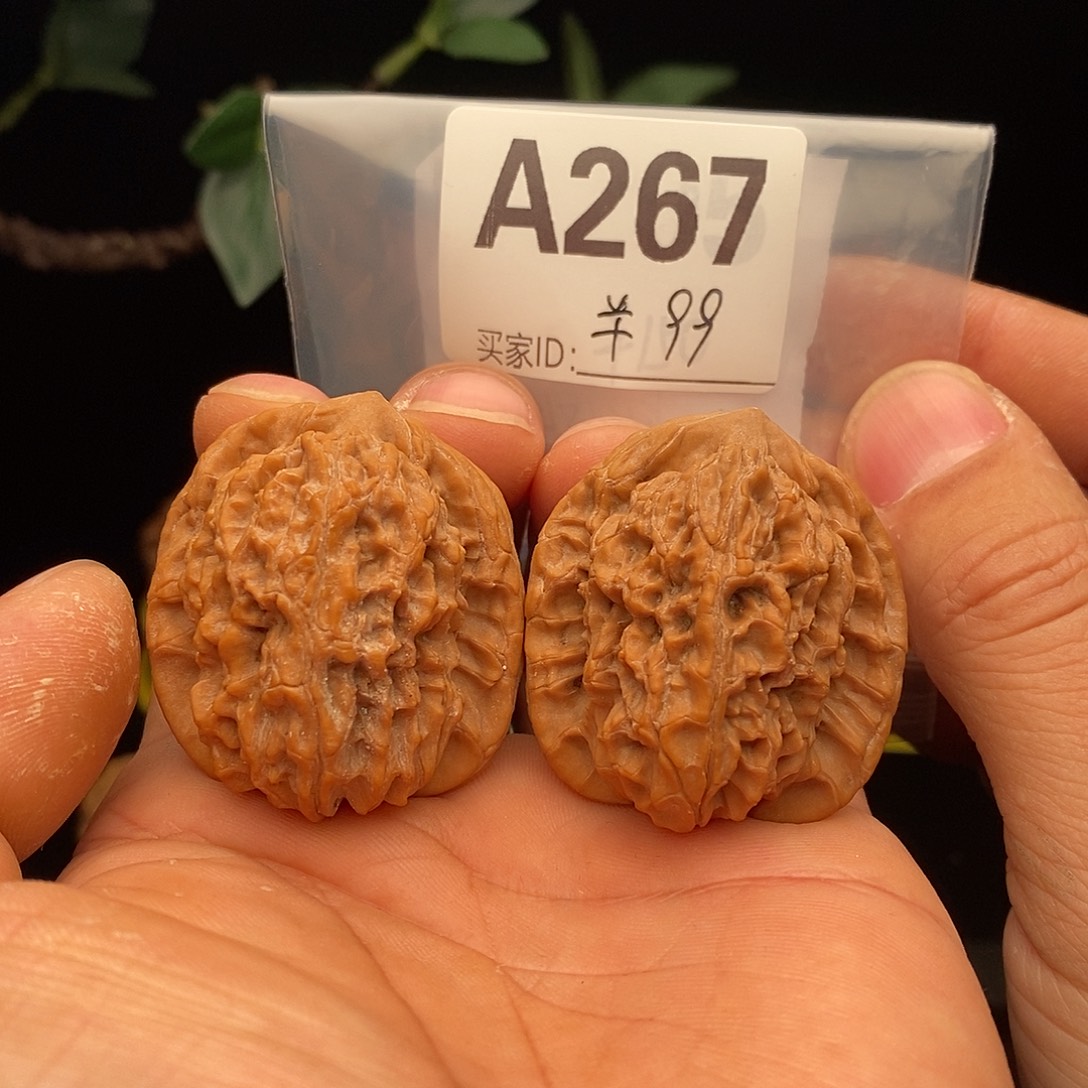 吊坠文玩核桃马老四37福利