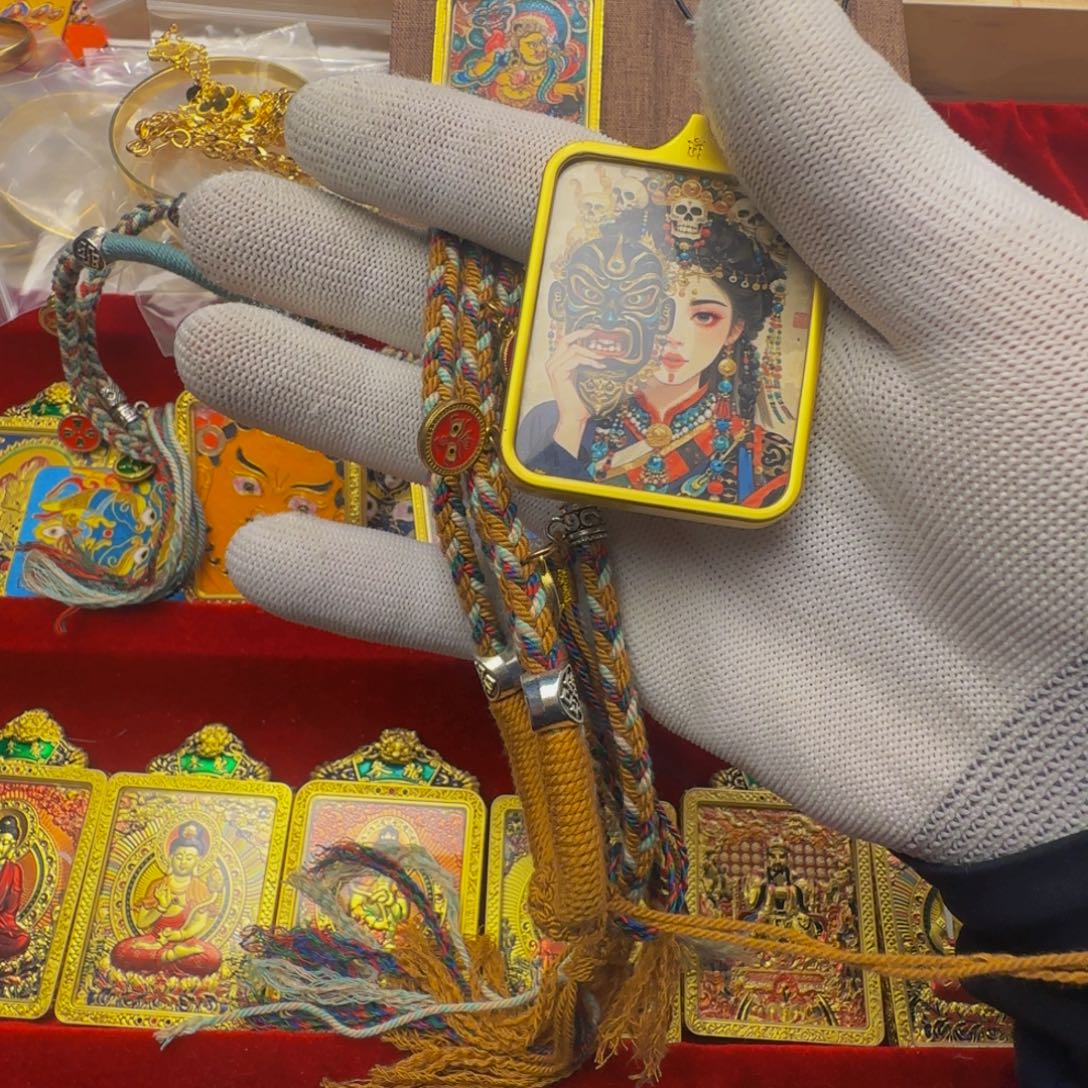 哇哇哇我的早餐吃饱饭的桌子上