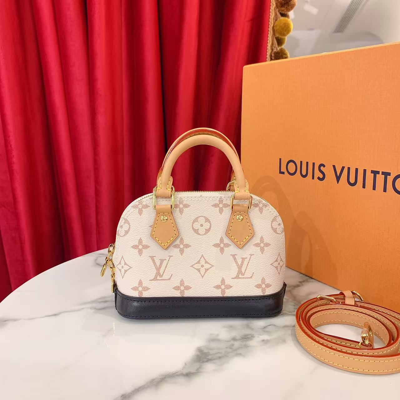 95新 LouisVuitton/路易威登 GGSalma nano沙丘色单肩包67296650