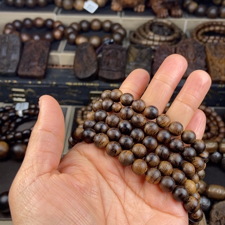 沉香手串不**心越南芽庄白棋虎斑留疤