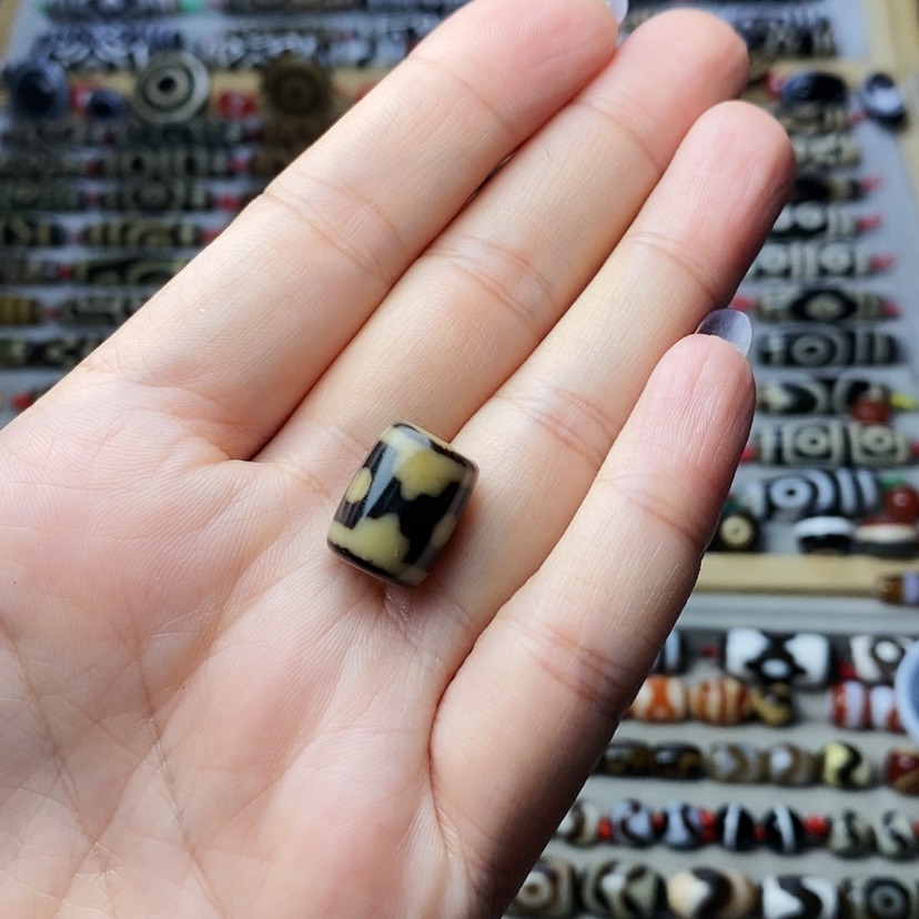 【闪购商品】玛瑙/玉髓颈饰未镶嵌莉