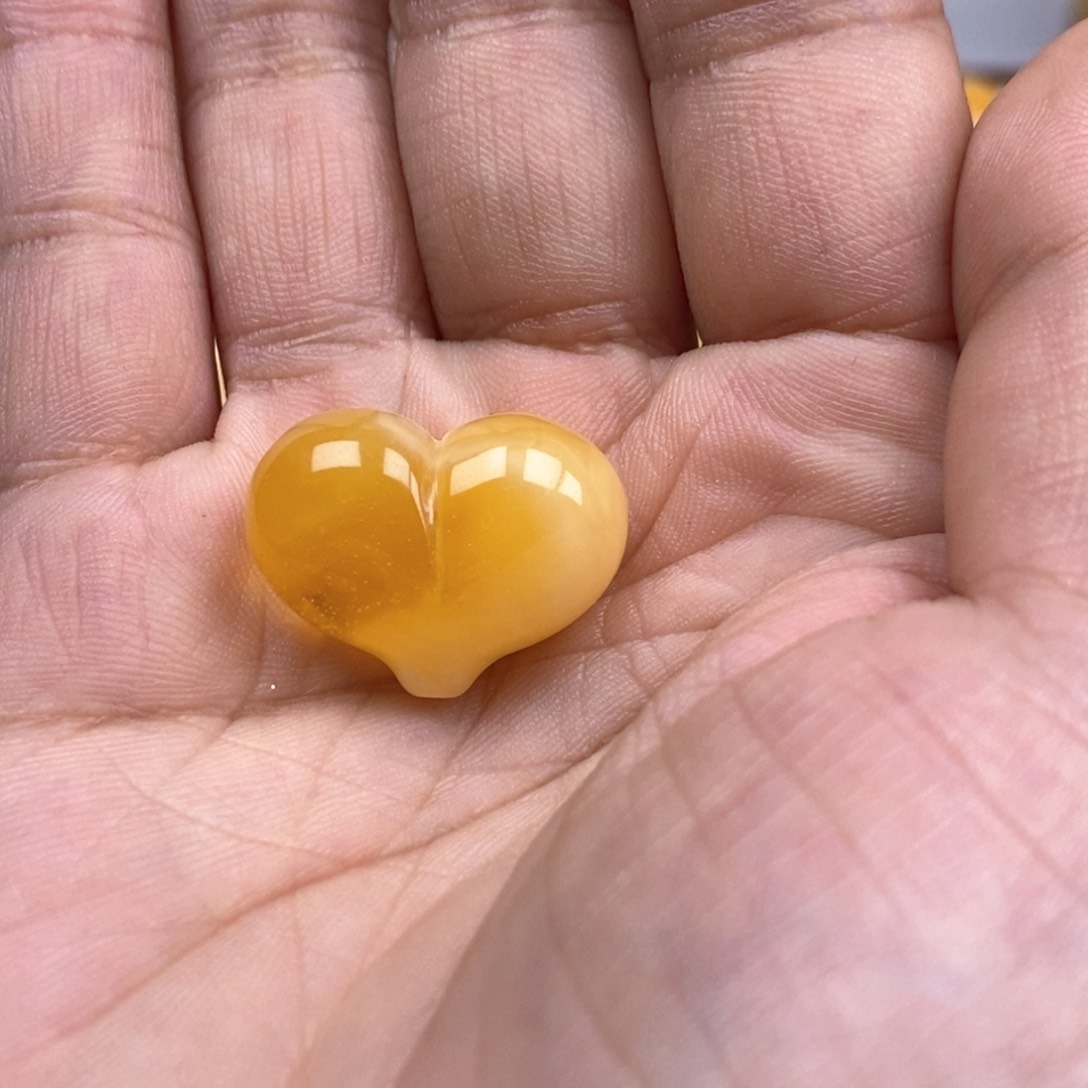 琥珀未镶嵌珠宝奇石渡***花蜜蜡屁桃