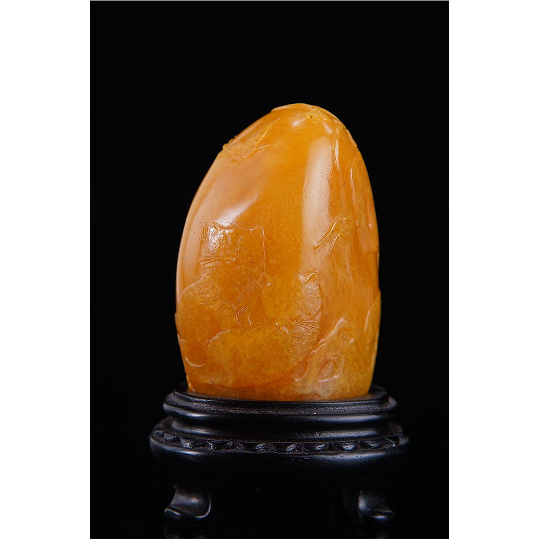 寿山田黄石《猫趣 》摆件  51.3*34.9*28.7mm 重约73.8g