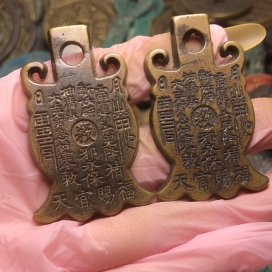 深***铜现代仿制工艺品花钱