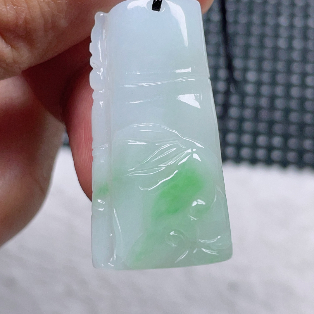 天然缅甸翡翠A货 冰润飘绿竹节吊坠 尺寸：35.2-18-6.8mm