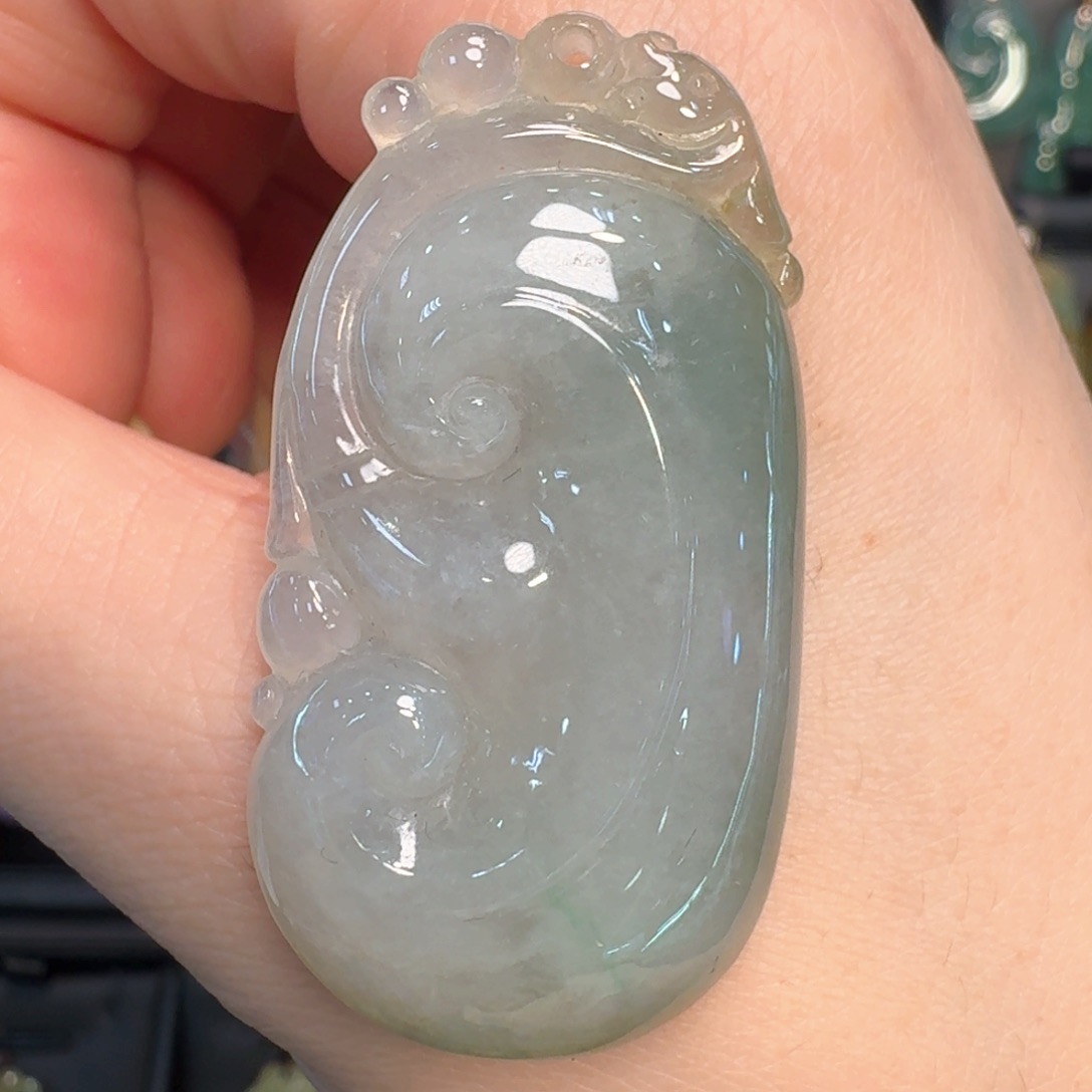 翡翠挂件未镶嵌如意