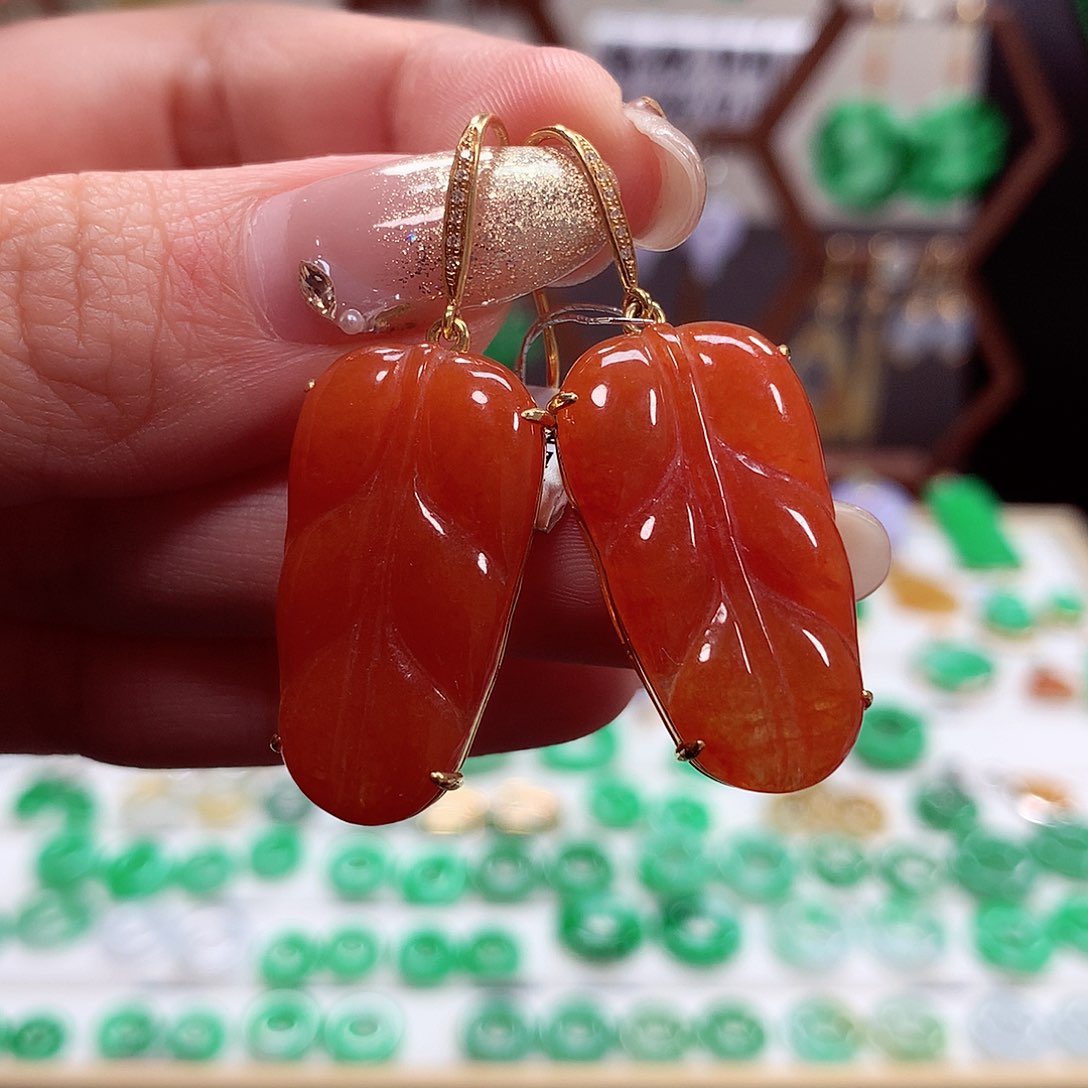 翡翠耳饰18K金镶嵌天然翡翠