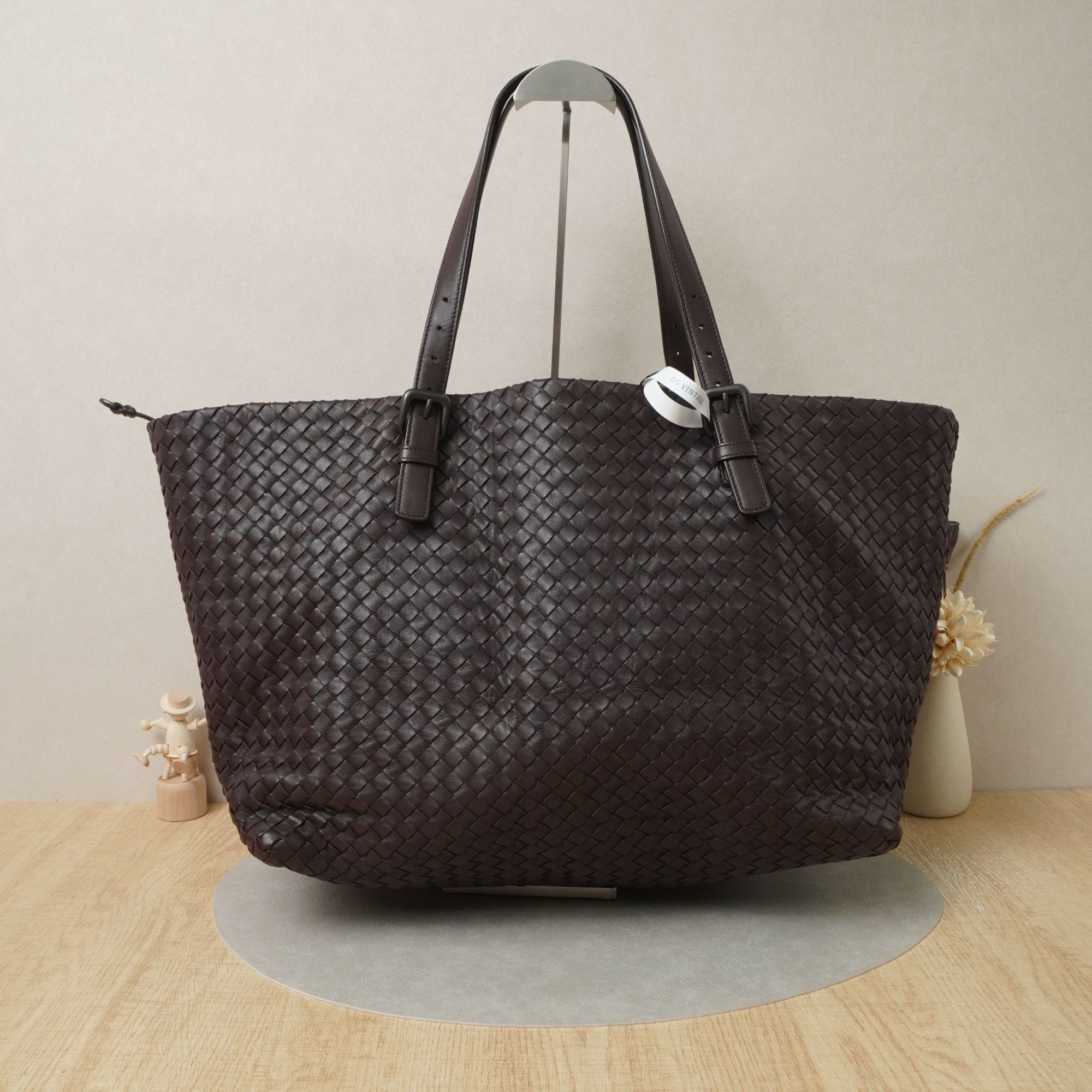 95新 BOTTEGA VENETA/葆蝶家 BV单肩包大号棕色羊皮/DS036097
