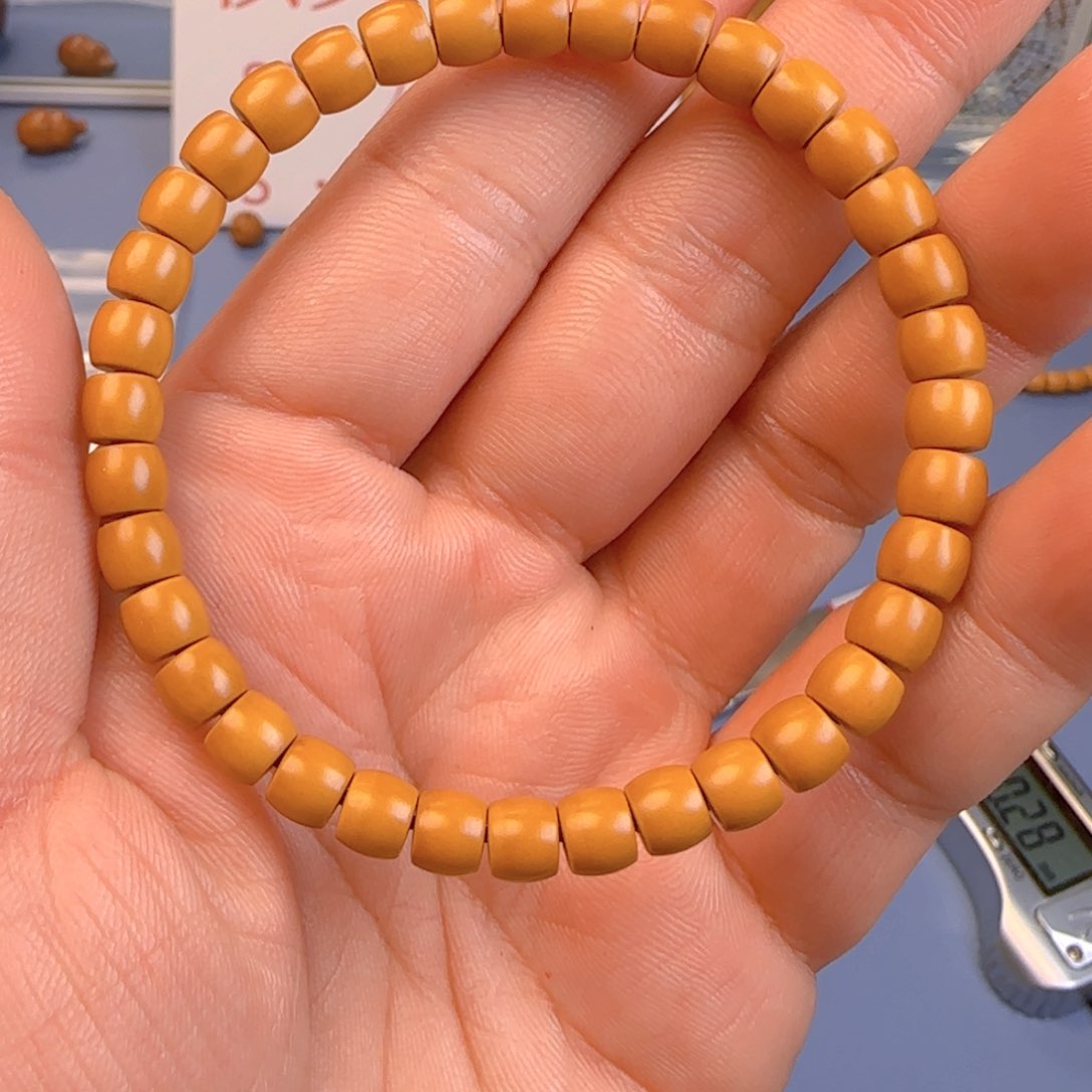 橄榄核手串核尖直切尺寸6.5ss