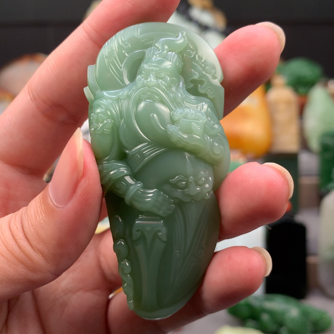 和田玉未镶嵌吊坠