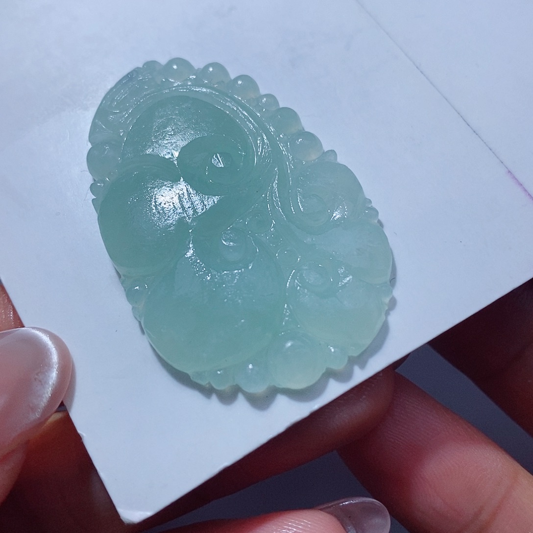 定制翡翠未镶嵌翡翠