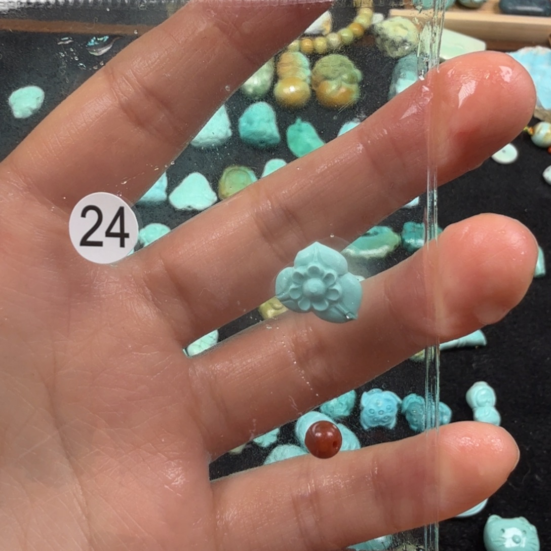 平***乐南红玛瑙未镶嵌珠宝奇石