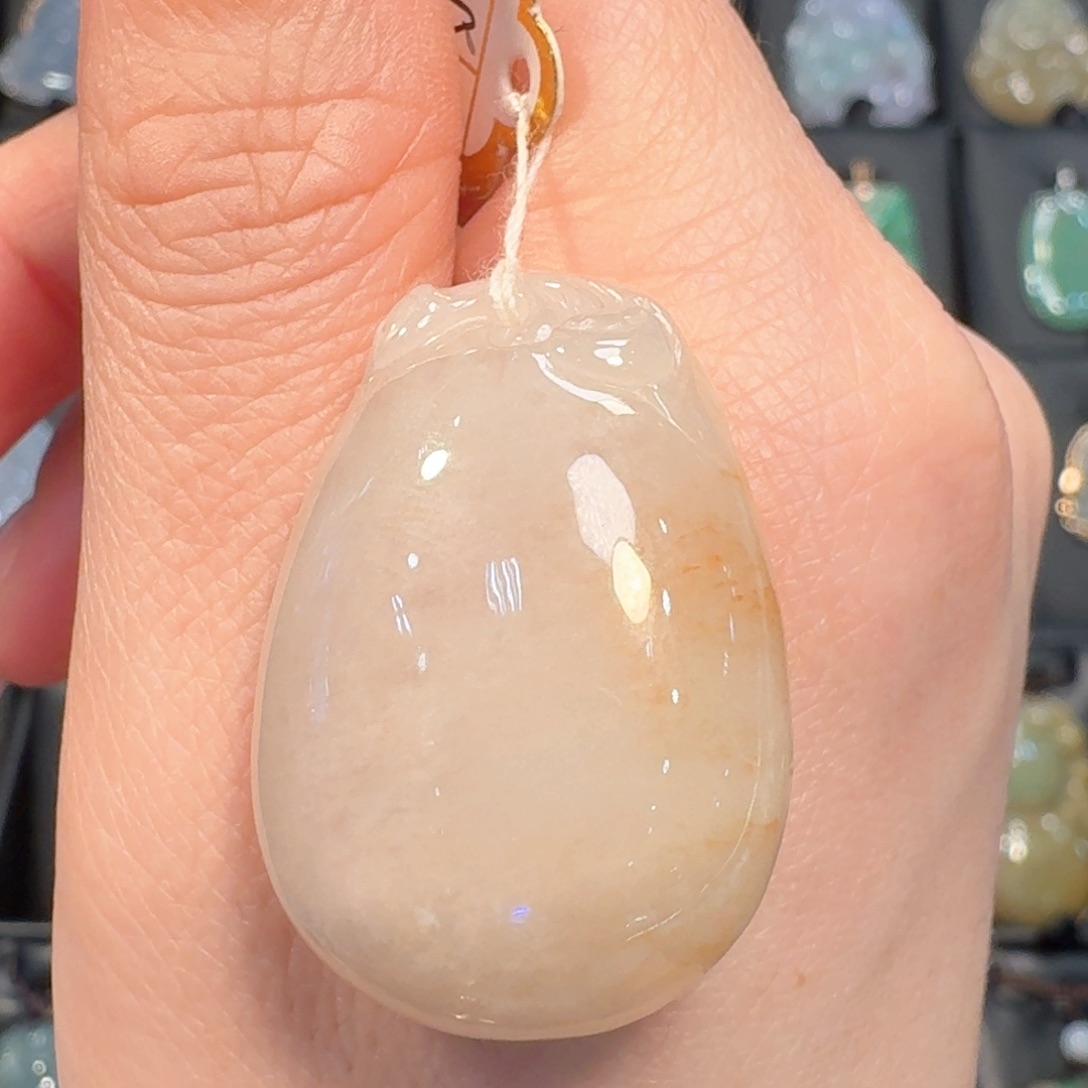 翡翠挂件未镶嵌福瓜