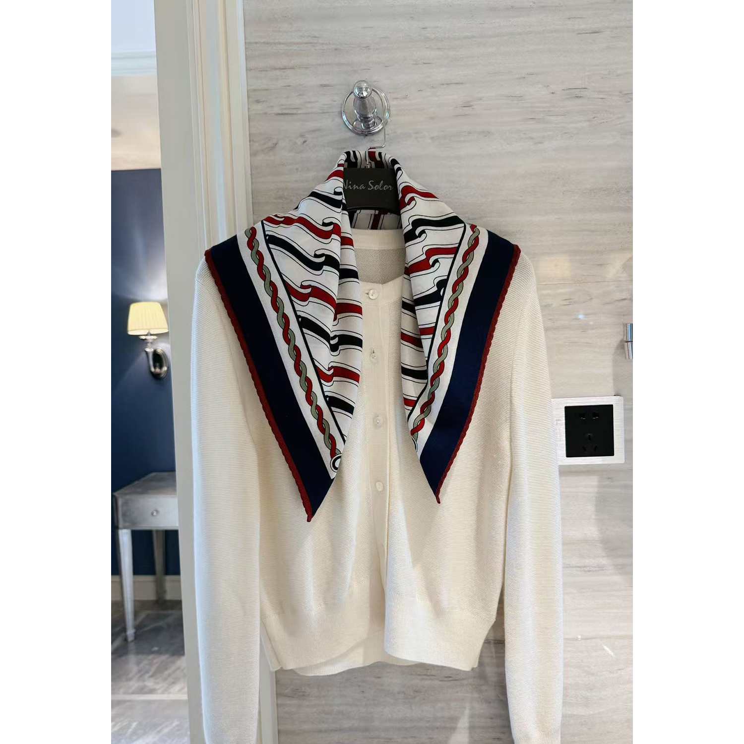 NINASOLOR艺术波浪气质伦敦蓝红真丝羊毛秋冬气质围巾百搭方巾