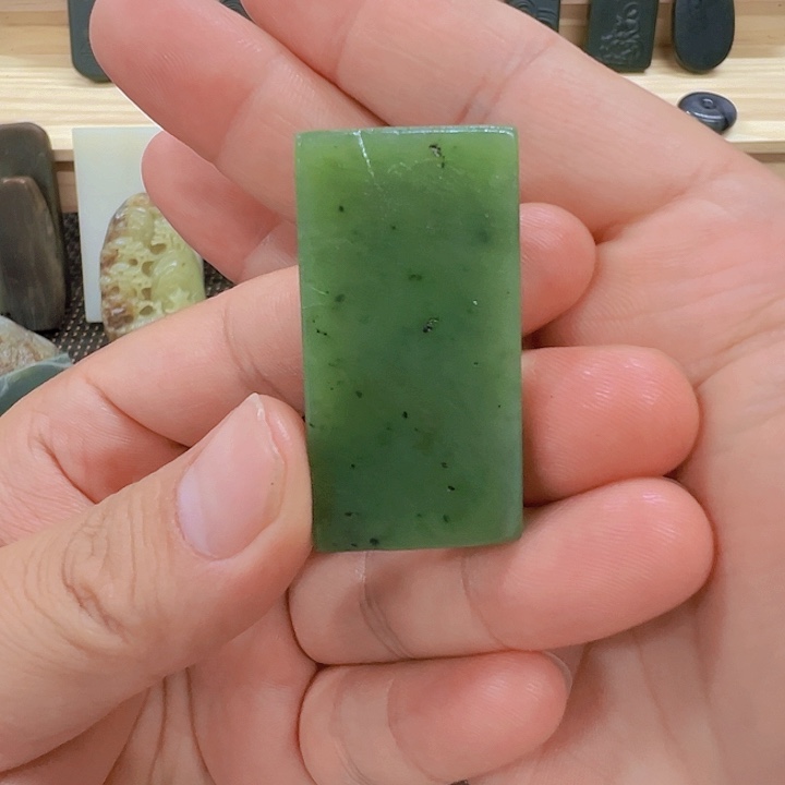 和田玉未镶嵌珠宝半成品