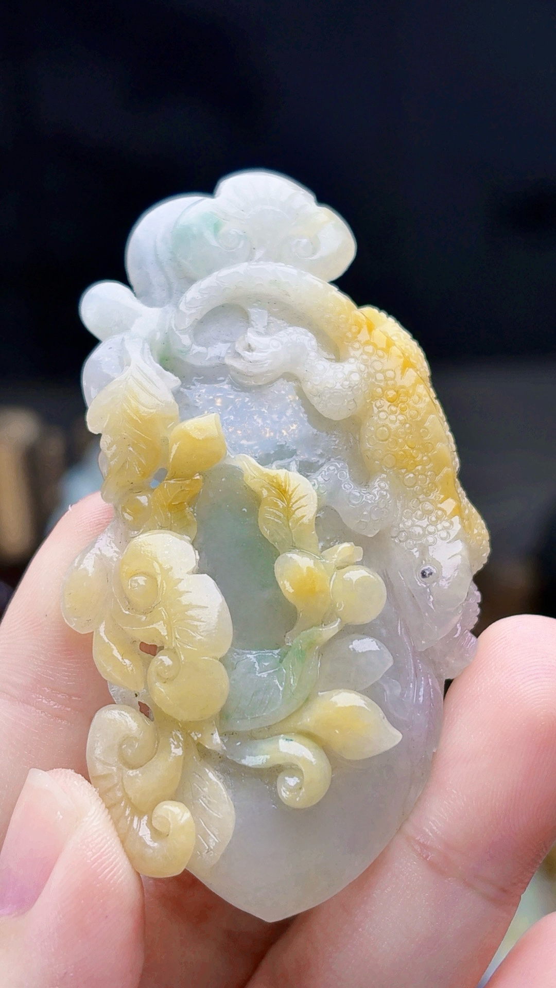 天然缅甸翡翠黄翡今非昔比蜥蜴如意毛货买断需抛光尺寸70-37-12