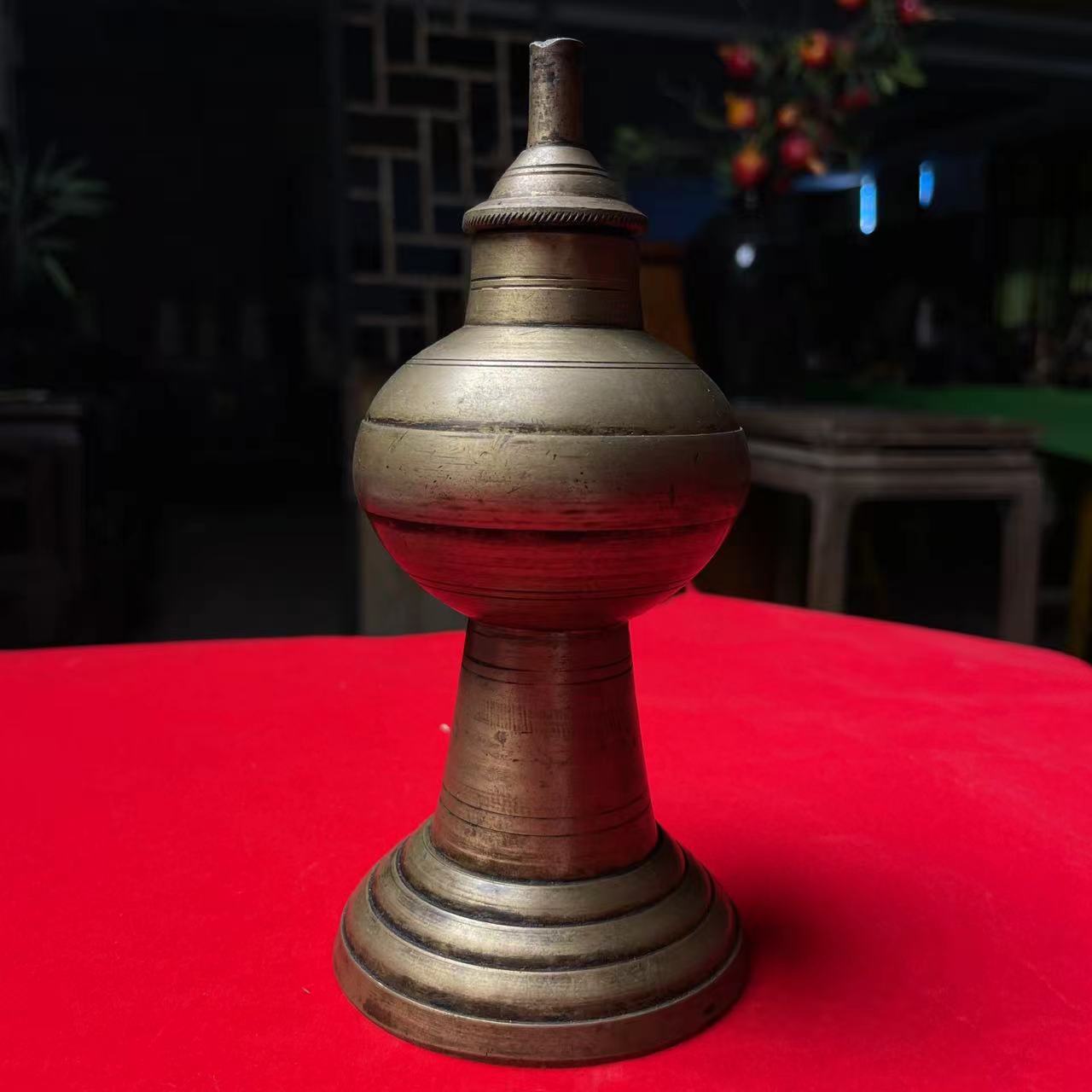 老店文玩铜器铜油灯摆件